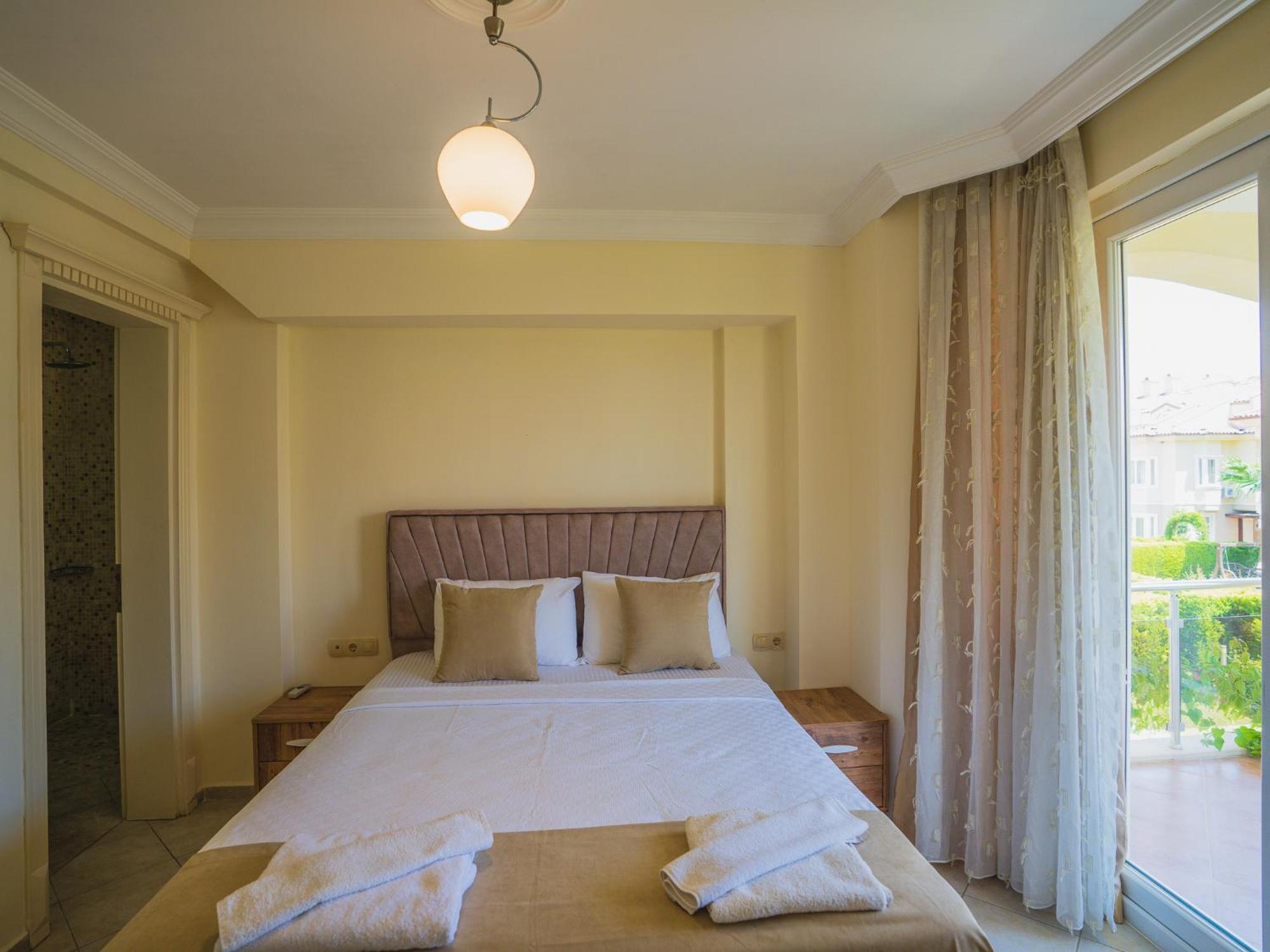 Sunset Beach Resort Aqua Lettings Fethiye Ngoại thất bức ảnh