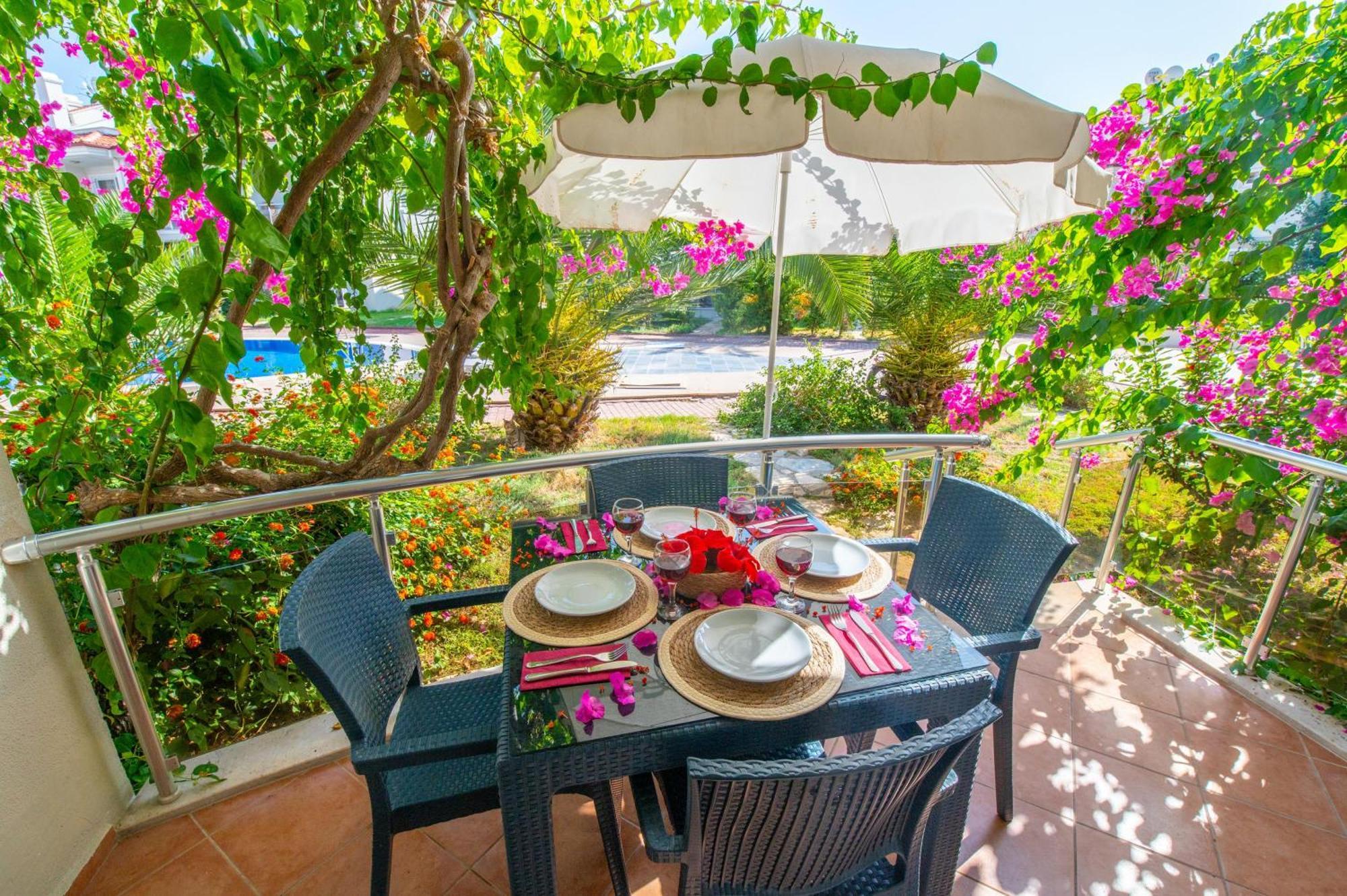 Sunset Beach Resort Aqua Lettings Fethiye Ngoại thất bức ảnh