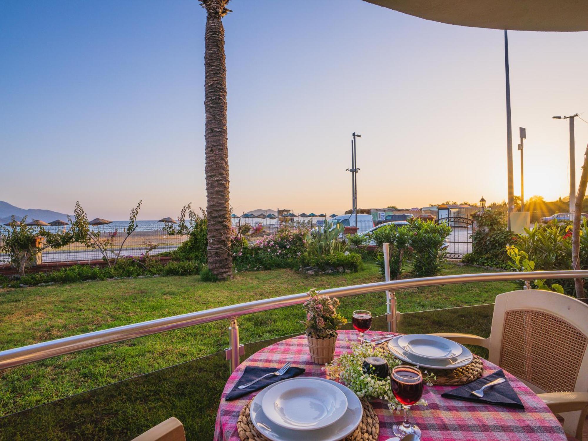 Sunset Beach Resort Aqua Lettings Fethiye Ngoại thất bức ảnh