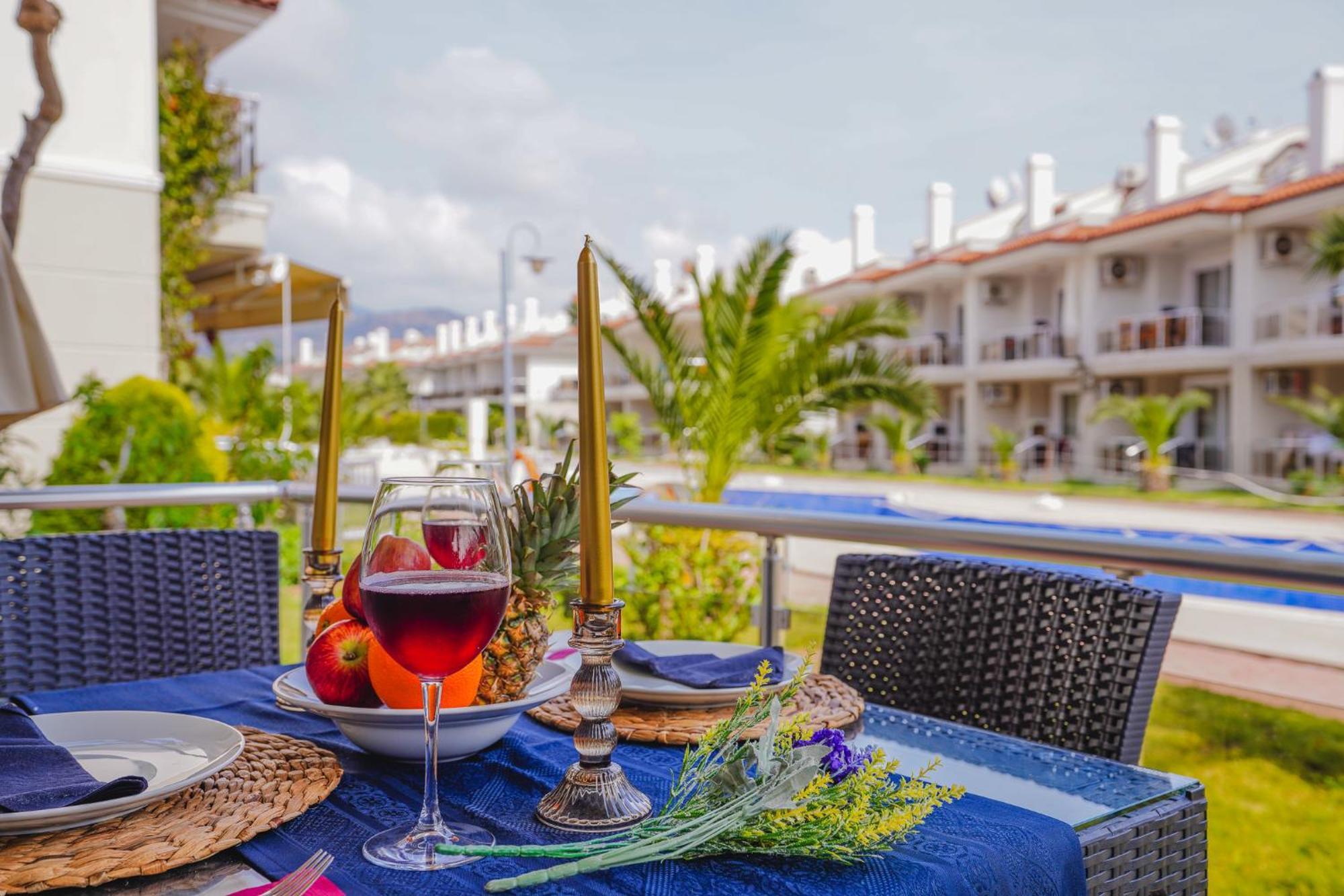 Sunset Beach Resort Aqua Lettings Fethiye Ngoại thất bức ảnh